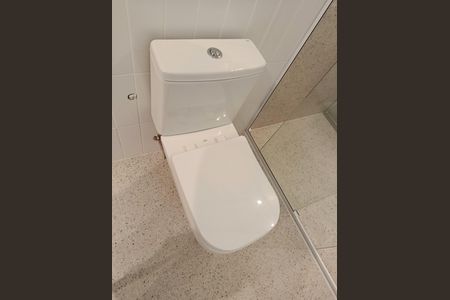 Apartamento à venda com 143m², 2 quartos e 3 vagasBanheiro da Suíte 2