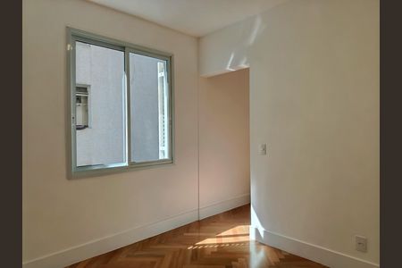 Apartamento à venda com 143m², 2 quartos e 3 vagasSuíte 2