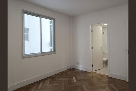 Apartamento à venda com 143m², 2 quartos e 3 vagasSuíte 1