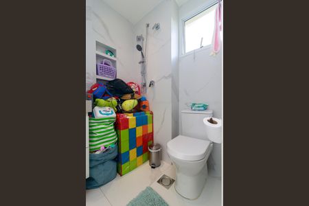 Apartamento à venda com 127m², 3 quartos e 3 vagas Apartamento à venda com 127m², 3 quartos e 3 vagasSuíte 2 - Banheiro