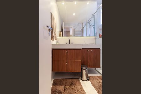 Apartamento à venda com 127m², 3 quartos e 3 vagas Apartamento à venda com 127m², 3 quartos e 3 vagasSuíte 1 - Banheiro