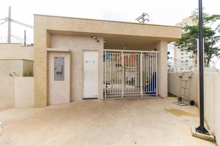 Apartamento para alugar com 32m², 2 quartos e sem vaga Apartamento para alugar com 32m², 2 quartos e sem vagaÁrea comum - Entrada