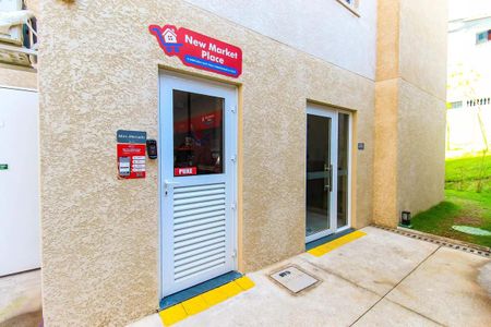 Apartamento para alugar com 32m², 2 quartos e sem vaga Apartamento para alugar com 32m², 2 quartos e sem vagaÁrea comum - Mercadinho