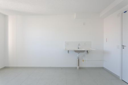 Apartamento para alugar com 32m², 2 quartos e sem vaga Apartamento para alugar com 32m², 2 quartos e sem vagaSala / Cozinha