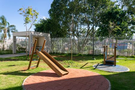 Apartamento para alugar com 32m², 2 quartos e sem vaga Apartamento para alugar com 32m², 2 quartos e sem vagaÁrea comum - Playground