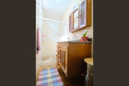 Casa à venda com 139m², 4 quartos e 2 vagasBanheiro da Suíte