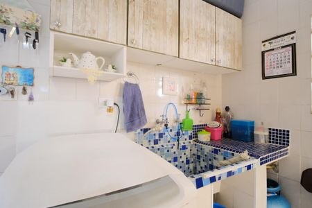 Casa à venda com 139m², 4 quartos e 2 vagasÁrea de Serviço