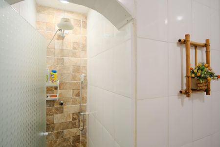 Casa à venda com 139m², 4 quartos e 2 vagasBanheiro Social