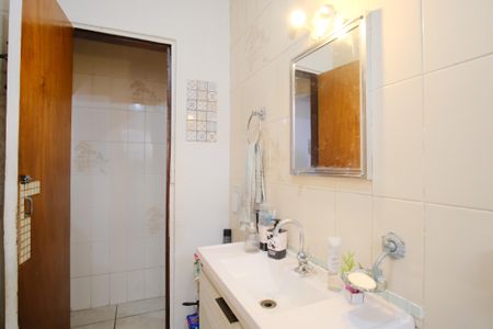 Casa à venda com 139m², 4 quartos e 2 vagasBanheiro de serviço