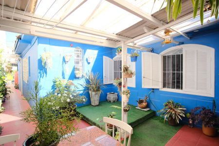 Casa à venda com 139m², 4 quartos e 2 vagasQuintal
