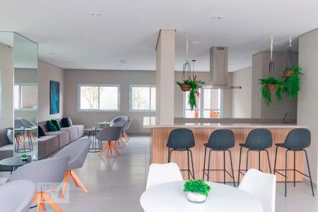 Apartamento à venda com 37m², 2 quartos e 1 vaga Apartamento à venda com 37m², 2 quartos e 1 vagaÁrea comum - Salão de festas