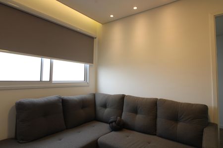 Sala de apartamento para alugar com 2 quartos, 37m² em Vila Pierina, São Paulo