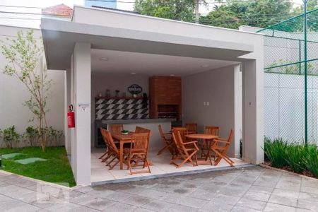 Apartamento à venda com 37m², 2 quartos e 1 vaga Apartamento à venda com 37m², 2 quartos e 1 vagaÁrea comum - Churrasqueira