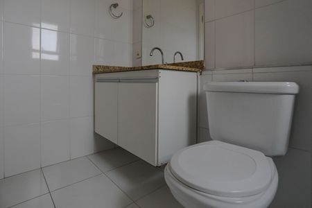Apartamento para alugar com 62m², 2 quartos e 1 vaga Apartamento para alugar com 62m², 2 quartos e 1 vagaBanheiro