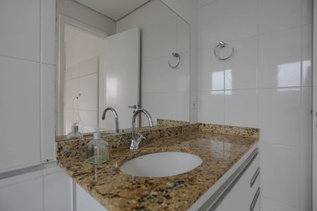 Apartamento para alugar com 62m², 2 quartos e 1 vagaBanheiro