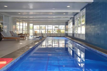 Apartamento à venda com 198m², 3 quartos e 4 vagasÁrea comum - Piscina