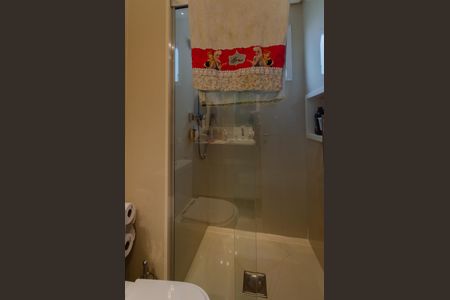 Apartamento à venda com 198m², 3 quartos e 4 vagasBanheiro da Suíte 1