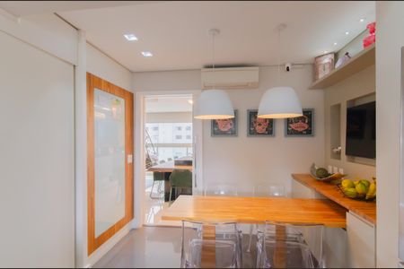 Apartamento à venda com 198m², 3 quartos e 4 vagasCozinha