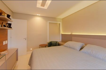 Apartamento à venda com 198m², 3 quartos e 4 vagasSuíte 2