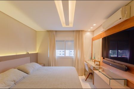 Apartamento à venda com 198m², 3 quartos e 4 vagasSuíte 2