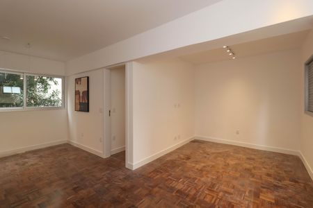 Apartamento à venda com 108m², 2 quartos e 1 vaga
