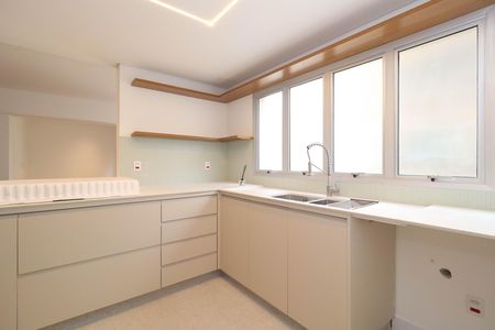 Apartamento à venda com 108m², 2 quartos e 1 vaga