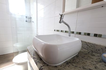 Apartamento para alugar com 70m², 3 quartos e 2 vagasBanheiro