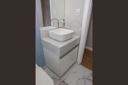 Casa para alugar com 180m², 4 quartos e 2 vagasBanheiro. Social