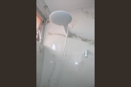 Casa para alugar com 180m², 4 quartos e 2 vagasBanheiro. Social