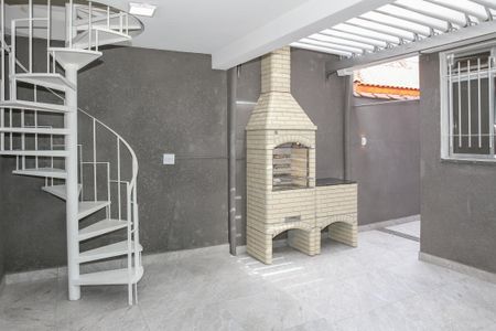 Casa para alugar com 180m², 4 quartos e 2 vagasÁrea de Serviço e Churrasqueira