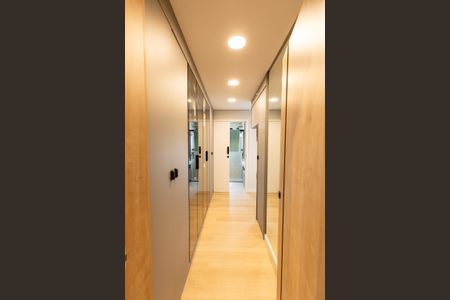 Apartamento para alugar com 105m², 3 quartos e 2 vagas Apartamento para alugar com 105m², 3 quartos e 2 vagasArmário da Suíte Master