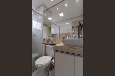 Apartamento à venda com 57m², 2 quartos e 2 vagasSuíte