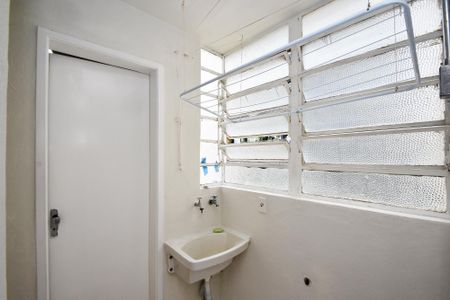 Apartamento para alugar com 70m², 2 quartos e sem vagalavanderia