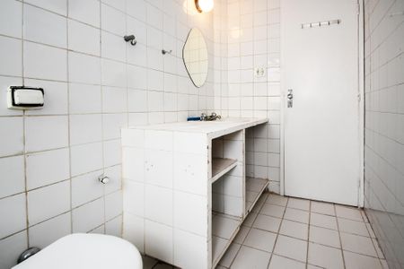 Apartamento para alugar com 70m², 2 quartos e sem vagabanheiro