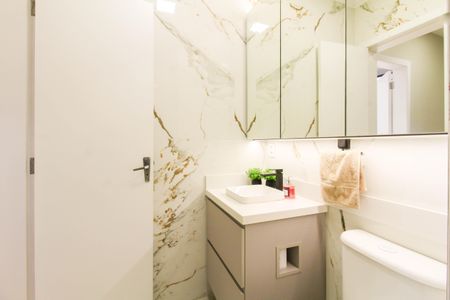 Casa de condomínio à venda com 105m², 2 quartos e 2 vagasBanheiro