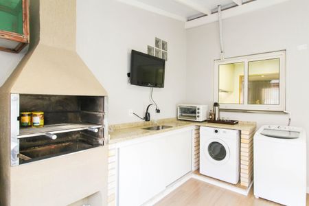 Casa de condomínio à venda com 105m², 2 quartos e 2 vagasÁrea de Serviço