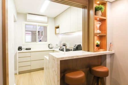 Casa de condomínio à venda com 105m², 2 quartos e 2 vagasSala