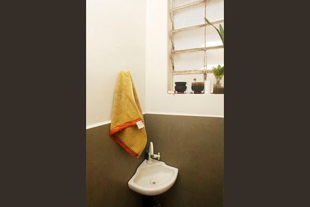 Apartamento à venda com 100m², 3 quartos e sem vagaBanheiro 2 Serviço