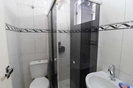 Casa de condomínio à venda com 78m², 2 quartos e 2 vagasBanheiro do Quarto 1