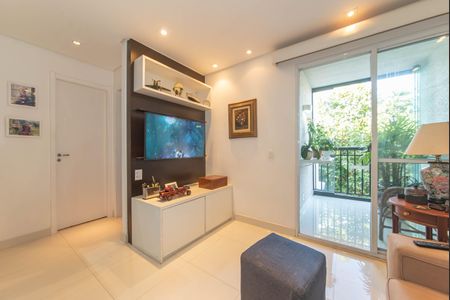 Apartamento à venda com 64m², 2 quartos e 1 vaga Apartamento à venda com 64m², 2 quartos e 1 vagaSala