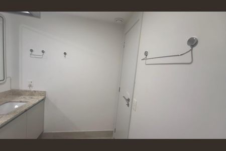 Apartamento para alugar com 46m², 1 quarto e sem vaga Apartamento para alugar com 46m², 1 quarto e sem vagaBanheiro