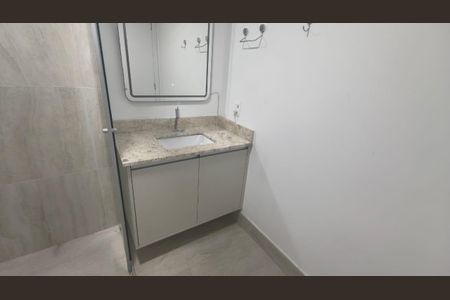 Apartamento para alugar com 46m², 1 quarto e sem vaga Apartamento para alugar com 46m², 1 quarto e sem vagaBanheiro