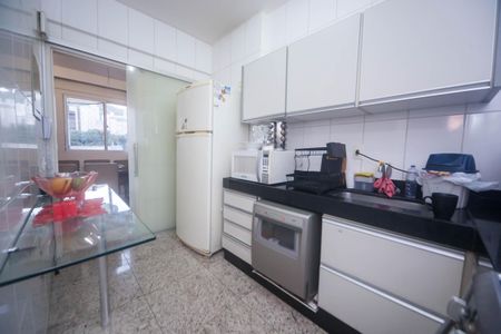 Apartamento para alugar com 95m², 3 quartos e 2 vagasCozinha