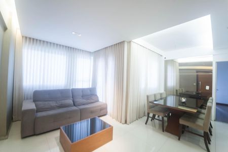 Apartamento para alugar com 95m², 3 quartos e 2 vagassala