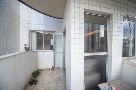 Apartamento para alugar com 95m², 3 quartos e 2 vagasVaranda da Sala