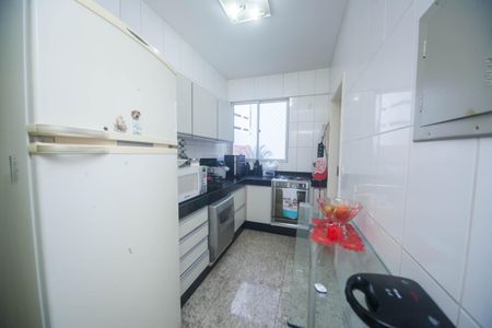 Apartamento para alugar com 95m², 3 quartos e 2 vagasCozinha