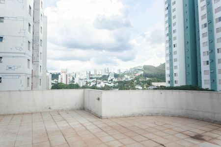 Apartamento para alugar com 95m², 3 quartos e 2 vagasÁrea comum
