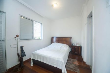 Apartamento para alugar com 95m², 3 quartos e 2 vagassuite