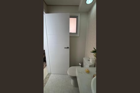 Casa à venda com 300m², 3 quartos e 6 vagasLavabo