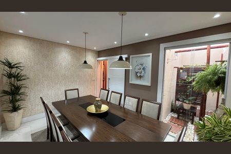 Casa à venda com 300m², 3 quartos e 6 vagasCozinha